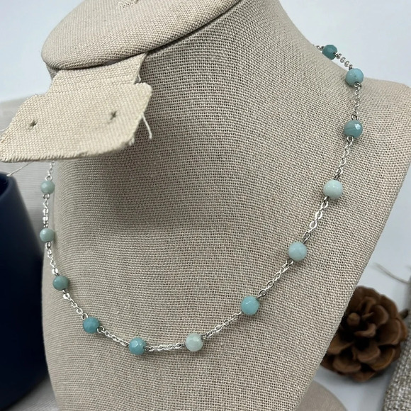 Vintage Napier Silver Tone Necklace with Aqua Blue Stones 14"-16" - Picture 3 of 10